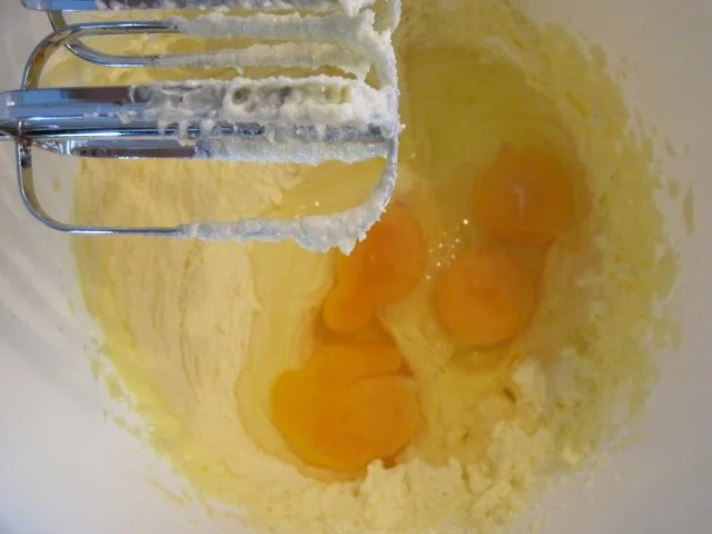 Rezept: Schoko-Kirsch-Muffins Bild Nr. 5 Schoko-Kirsch-Muffins - Rezept - Bild Nr. 5