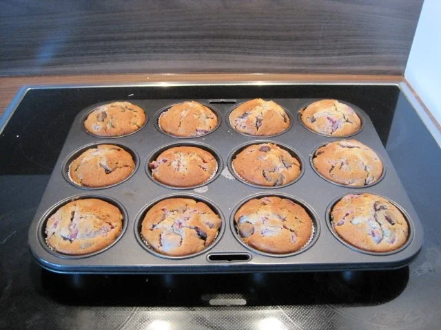 Rezept: Schoko-Kirsch-Muffins Bild Nr. 11 Schoko-Kirsch-Muffins - Rezept - Bild Nr. 11