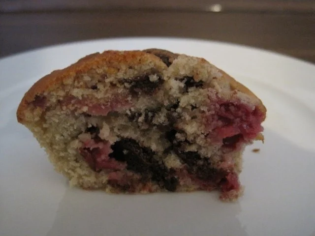 Rezept: Schoko-Kirsch-Muffins Bild Nr. 2 Schoko-Kirsch-Muffins - Rezept - Bild Nr. 2