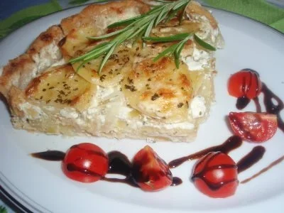 Rezept: Beilage: Rosmarin - Kartoffelkuchen Bild Nr. 5 Beilage: Rosmarin - Kartoffelkuchen - Rezept - Bild Nr. 5