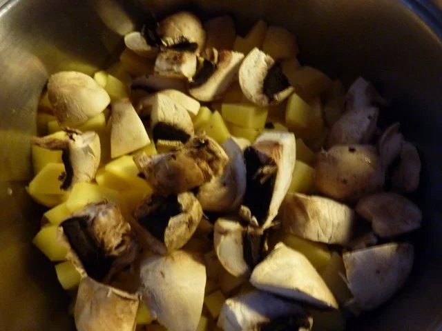 Rezept: Suppen: Kartoffelsuppe Bild Nr. 2 Suppen: Kartoffelsuppe - Rezept - Bild Nr. 2