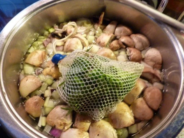 Rezept: Suppen: Kartoffelsuppe Bild Nr. 5 Suppen: Kartoffelsuppe - Rezept - Bild Nr. 5