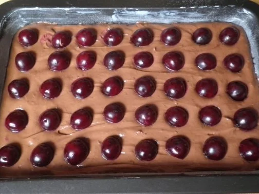 Rezept: Brownie's mit Kirschen und Minze Bild Nr. 3 Brownie's mit Kirschen und Minze - Rezept - Bild Nr. 3