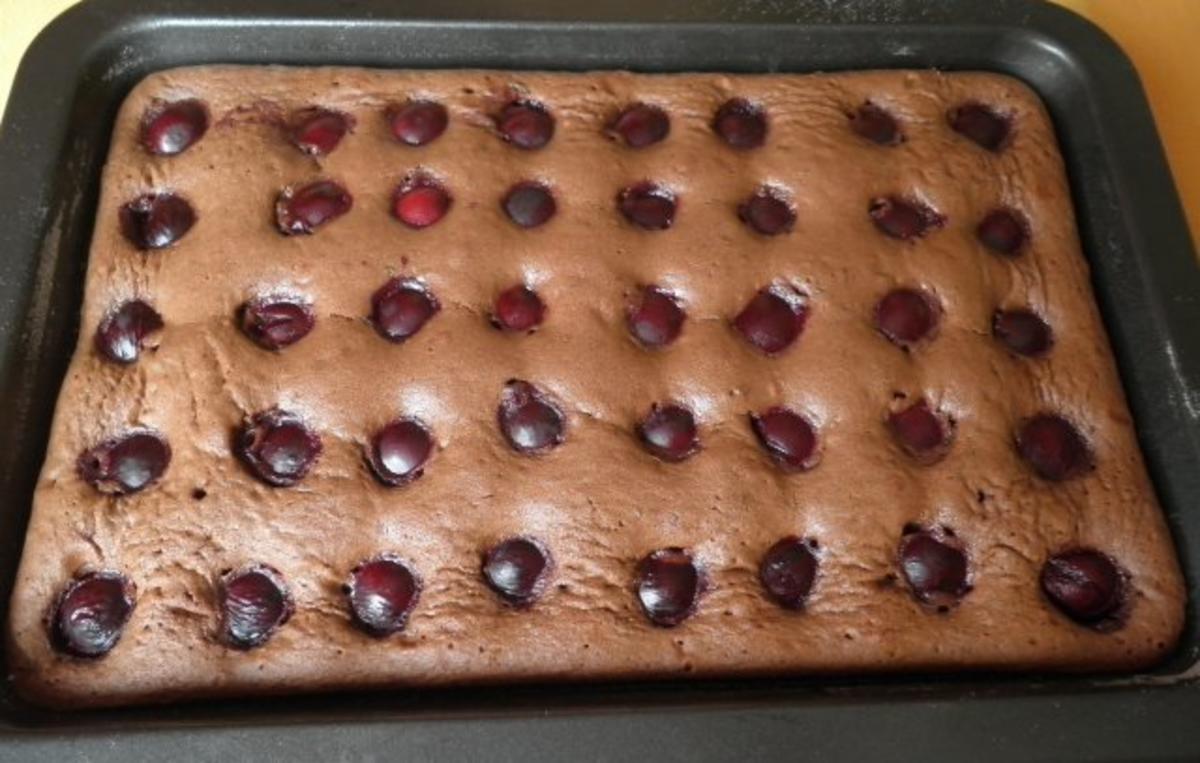 Brownie's mit Kirschen und Minze - Rezept - Bild Nr. 4