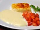 Gratiniertes Tresterparfait mit marinierten Erdbeeren unter Eiswein-Zabaione - Rezept