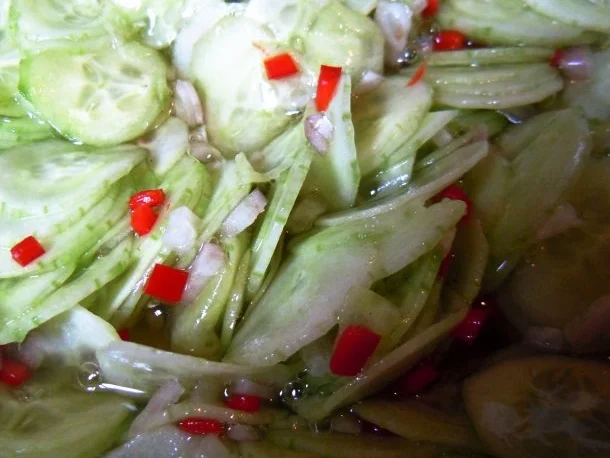 Rezept: Asiatischer Gurkensalat Asiatischer Gurkensalat - Rezept