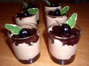 Dessert: Tobleronecreme mit Schokoladekirschen - Rezept