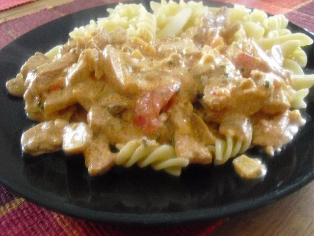 Rezept: Champignon-Tomaten Pfännchen mit Schweinerücken Bild Nr. 2 Champignon-Tomaten Pfännchen mit Schweinerücken - Rezept - Bild Nr. 2