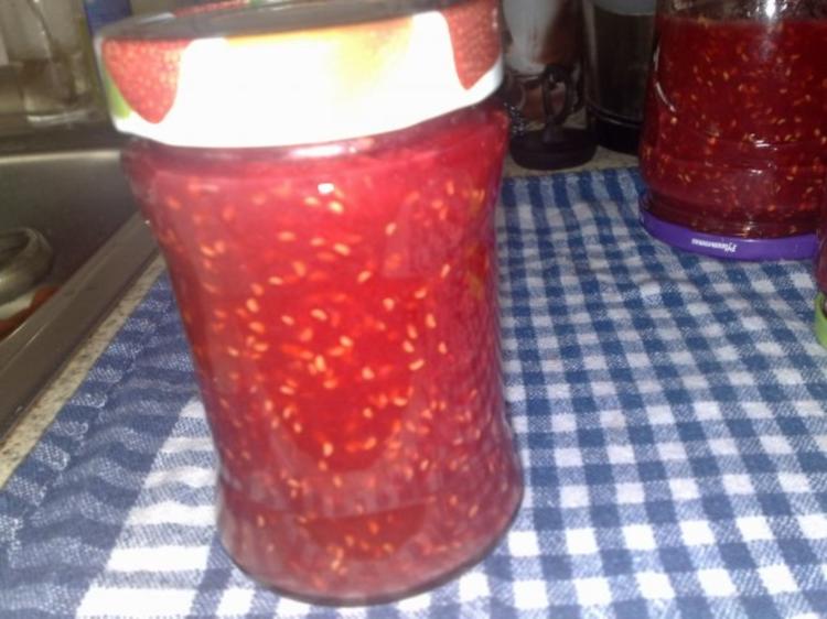 Himbeermarmelade leicht - Rezept mit Bild - kochbar.de