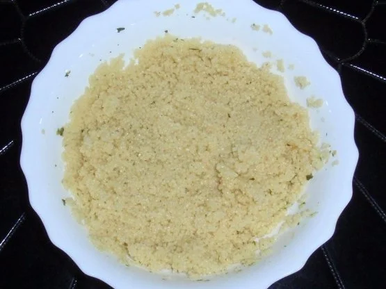 Wildlachs-Gurken-Zwiebel-Soße mit Couscous - Rezept - Bild Nr. 13