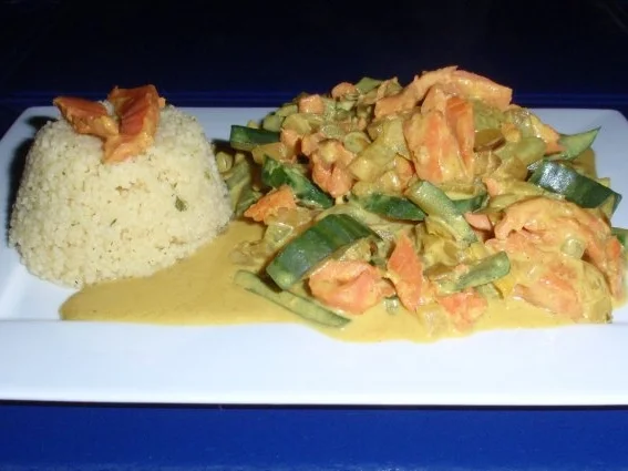 Wildlachs-Gurken-Zwiebel-Soße mit Couscous - Rezept - Bild Nr. 15