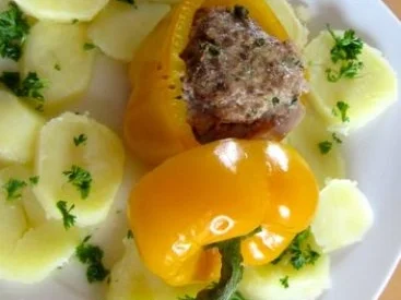 Paprika mit Hack-Ricotta Füllung - Rezept - Bild Nr. 2