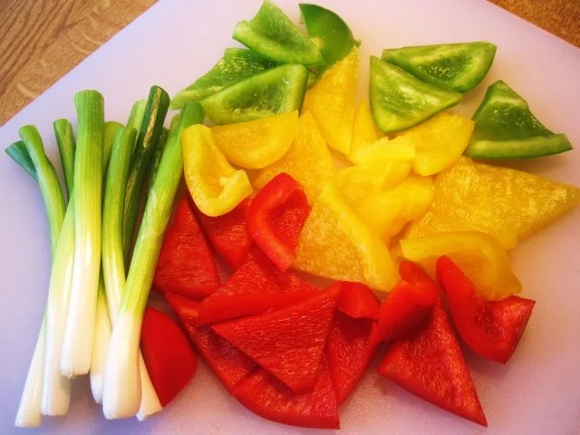 Gemüse-Nudeln all´ arrabiata mit buntem Paprika ... - Rezept - Bild Nr. 3