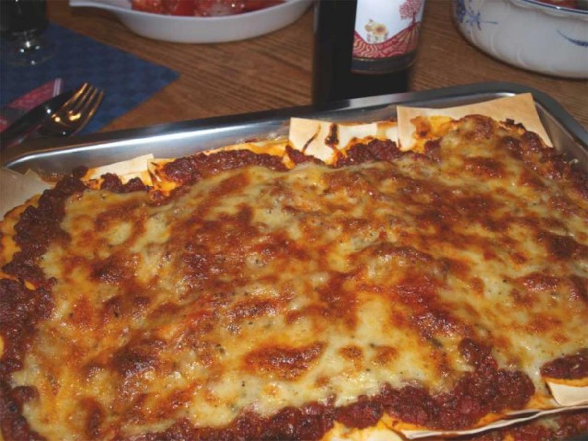 Lasagne al forno classico (Pasta al forno mit Ragu) - Rezept - kochbar.de