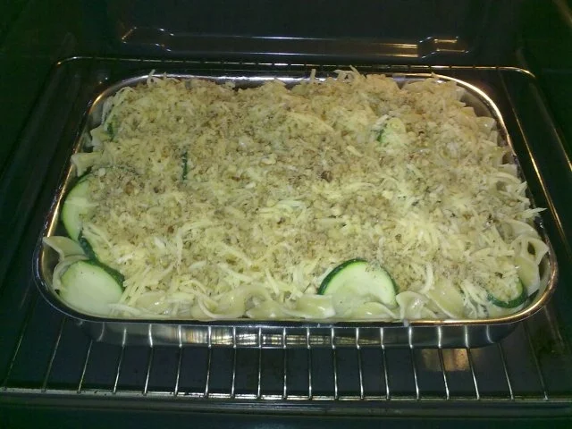 Rezept: Nudelgratin mit Zucchini und Champignons Bild Nr. 9 Nudelgratin mit Zucchini und Champignons - Rezept - Bild Nr. 9