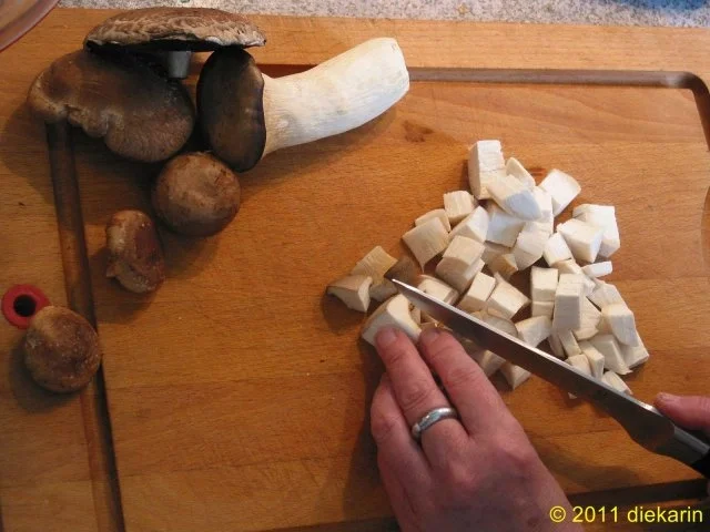 Hauptgericht - Wok- Pilze und Mangold - Rezept - Bild Nr. 3