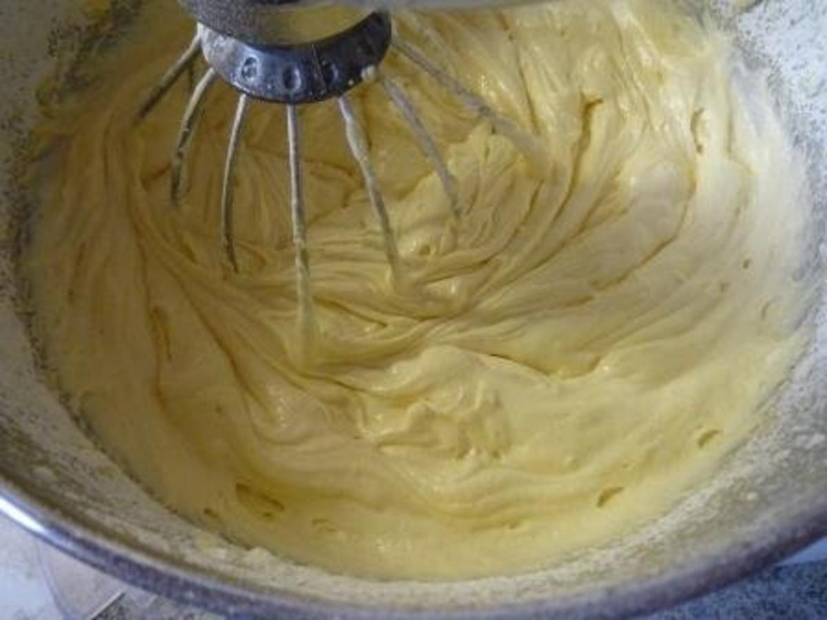 Kuchen: Omi Ursels Napfkuchen - Rezept - Bild Nr. 6