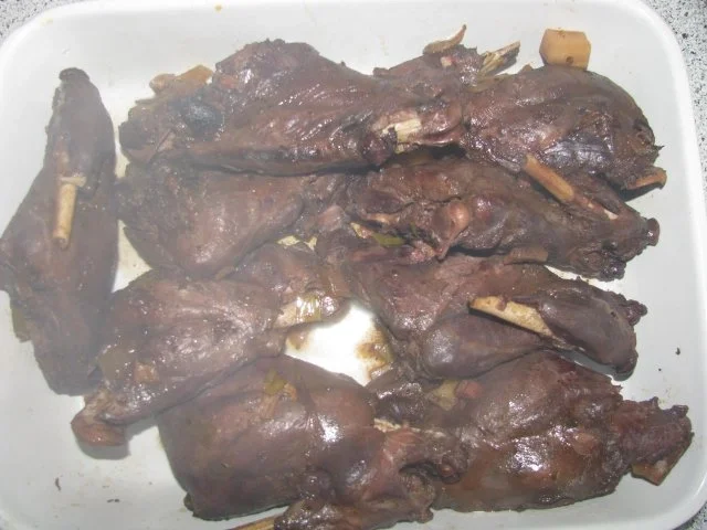 Wild: Wildhasenkeulen in Rotweinsoße - Rezept - Bild Nr. 10