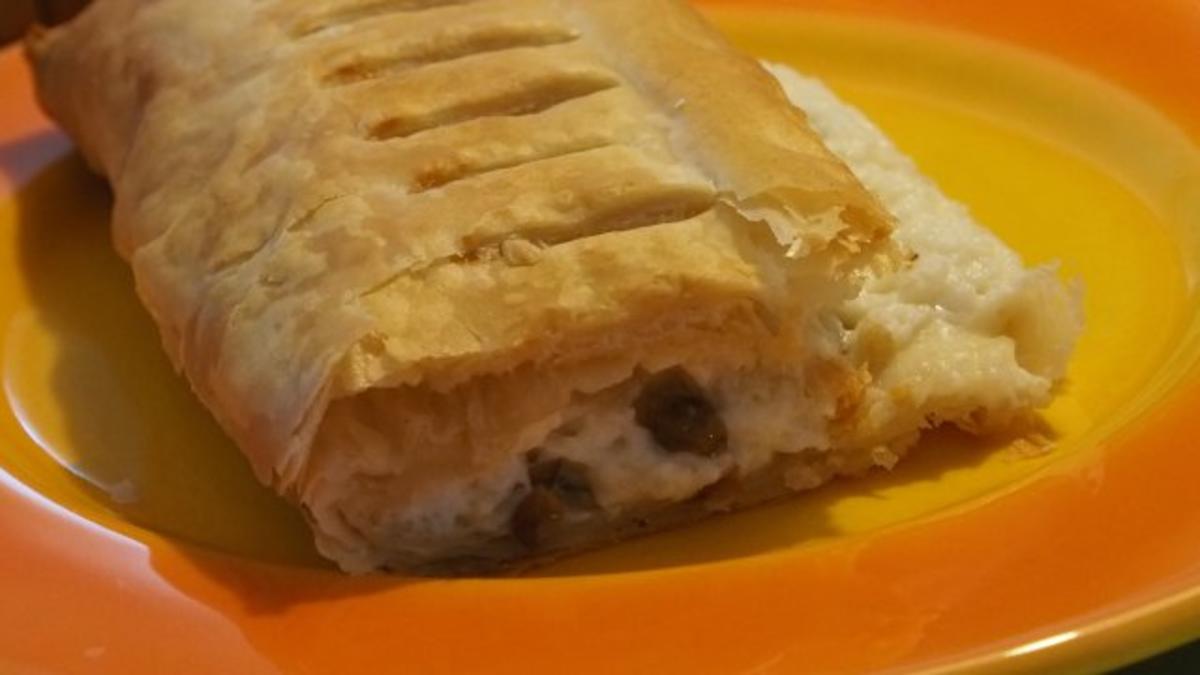 Altbayerischer Topfenstrudel - Rezept mit Bild - kochbar.de