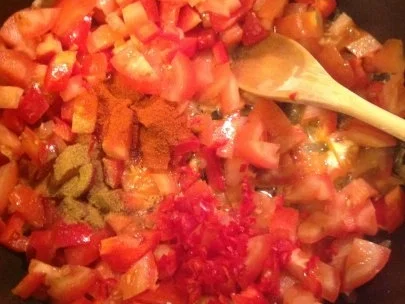 Rezept: Kichererbsen in pikanter Tomatensoße zu Reis Bild Nr. 9 Kichererbsen in pikanter Tomatensoße zu Reis - Rezept - Bild Nr. 9