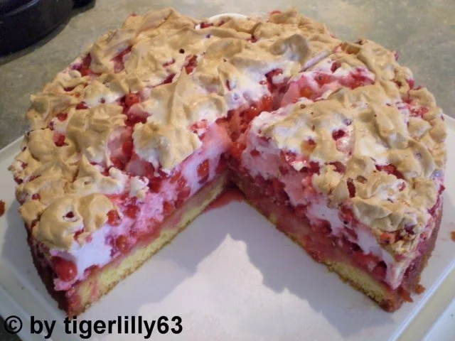 Johannisbeer-Baiser-Kuchen - Rezept