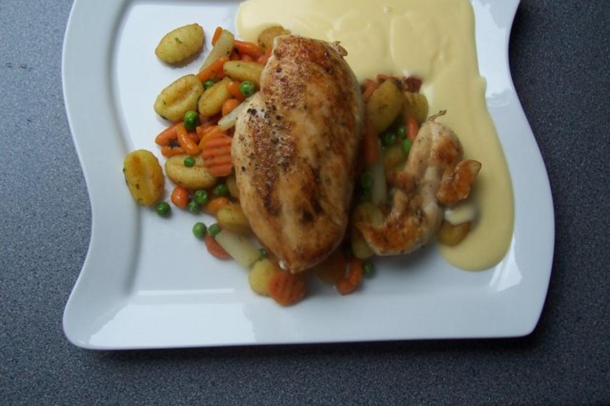 Entenbrust ohne auf Gemüse und Gnocchi mit Sauce Hollondaise - Rezept - Bild Nr. 2