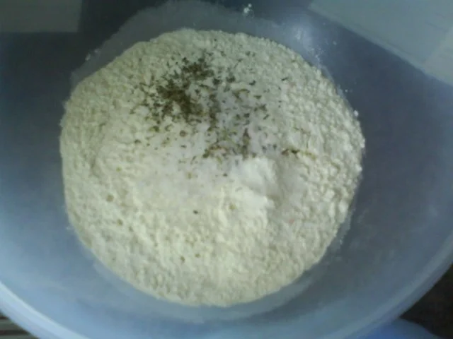 Flammkuchen mit Kräutern - Rezept - Bild Nr. 3