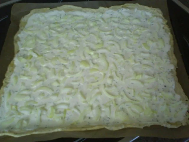 Flammkuchen mit Kräutern - Rezept - Bild Nr. 10