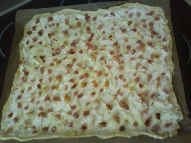 Flammkuchen mit Kräutern - Rezept - Bild Nr. 12