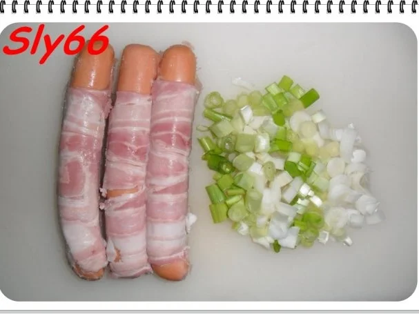 Fleischgerichte:Bernerwürstel mit Curryreis und Zwiebelsoße - Rezept - Bild Nr. 2