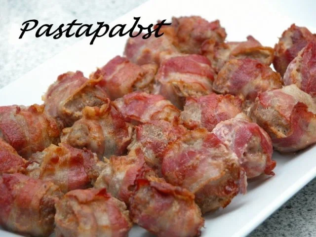 Hackmuffins in Speck gewickelt - Rezept