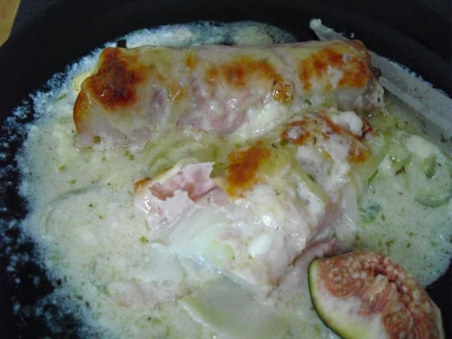 Lauchröllchen mit Käse überbacken - Rezept - Bild Nr. 3