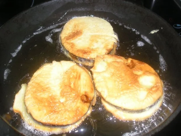 Rezept: Aubergine im Bierteig Bild Nr. 4 Aubergine im Bierteig - Rezept - Bild Nr. 4