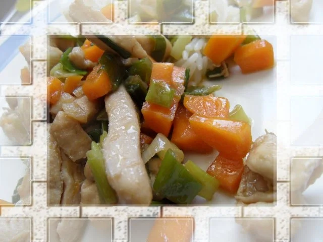 Gebratenes Hühnerfleisch mit Gemüse; säuerlich - Rezept - Bild Nr. 11