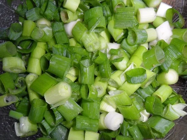 Gebratenes Hühnerfleisch mit Gemüse; säuerlich - Rezept - Bild Nr. 6