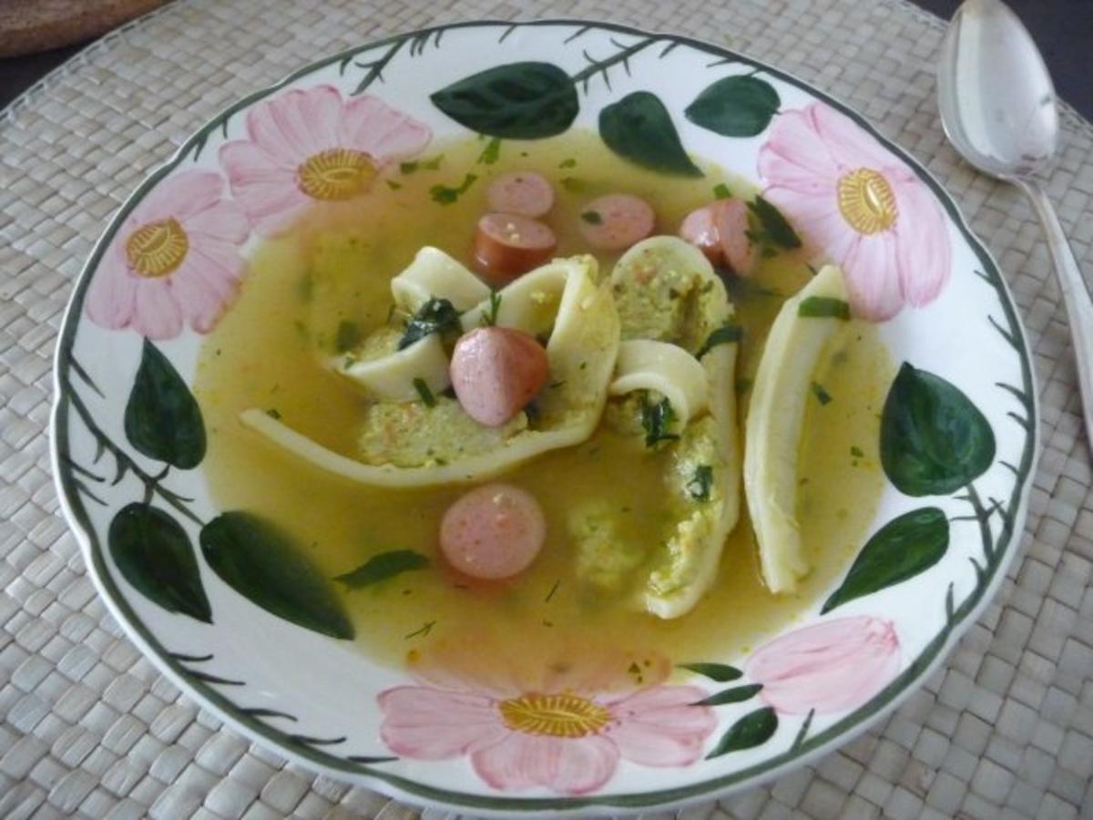 Suppen & Eintöpfe : Schnelle Maultaschensuppe - Rezept - Bild Nr. 3