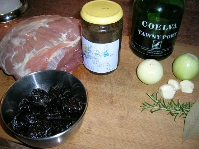 Rezept: Pflaumenbraten aus dem Ofen mit Pflaumenchutney und Schupfnudeln Bild Nr. 7 Pflaumenbraten aus dem Ofen mit Pflaumenchutney und Schupfnudeln - Rezept - Bild Nr. 7