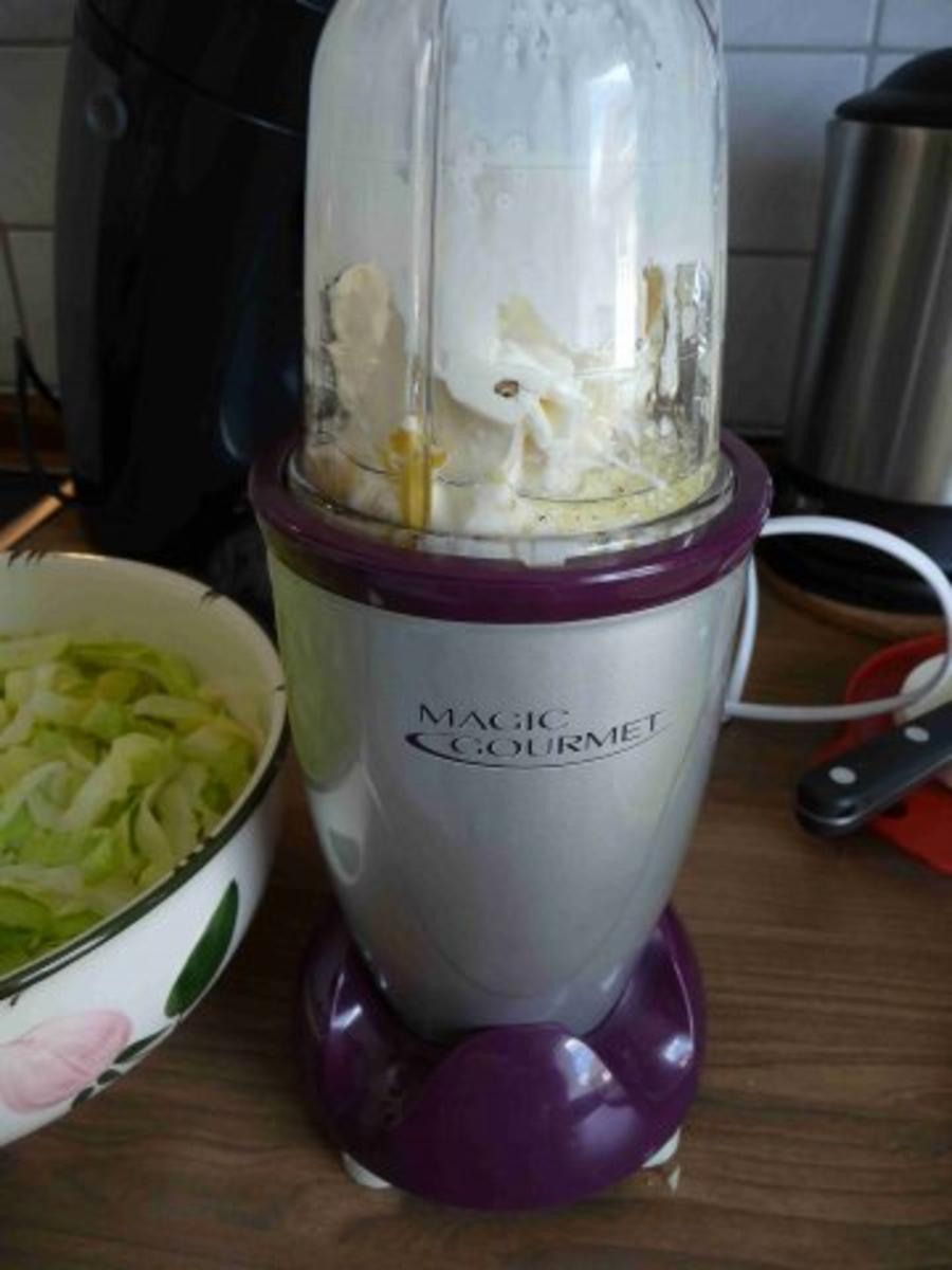 Salat : Eisbergsalat mit Joghurtdressing - Rezept - Bild Nr. 6