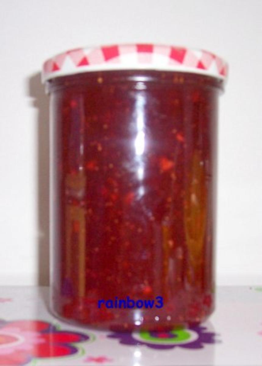 Bilder für Einmachen: Erdbeer-Aprikosen-Marmelade mit Aprikosenkernen - Rezept