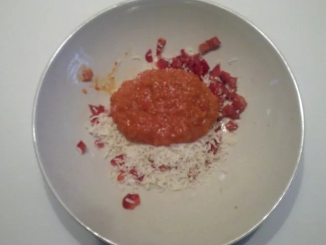 Rezept: Nudeln: Minifarfalle mit Ajvar-Käse-Pesto Bild Nr. 3 Nudeln: Minifarfalle mit Ajvar-Käse-Pesto - Rezept - Bild Nr. 3