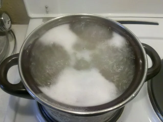 Rezept: Nudeln: Minifarfalle mit Ajvar-Käse-Pesto Bild Nr. 2 Nudeln: Minifarfalle mit Ajvar-Käse-Pesto - Rezept - Bild Nr. 2