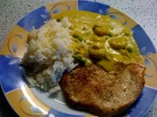 Puten-Steak mit Bananen-Curry-Sahne - Rezept