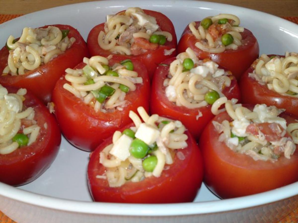 Gefüllte Tomaten - Rezept mit Bild - kochbar.de