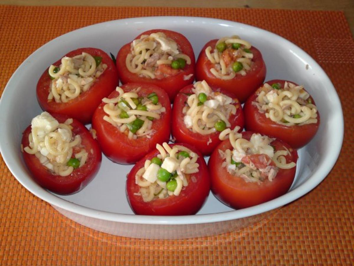 Gefüllte Tomaten - Rezept mit Bild - kochbar.de