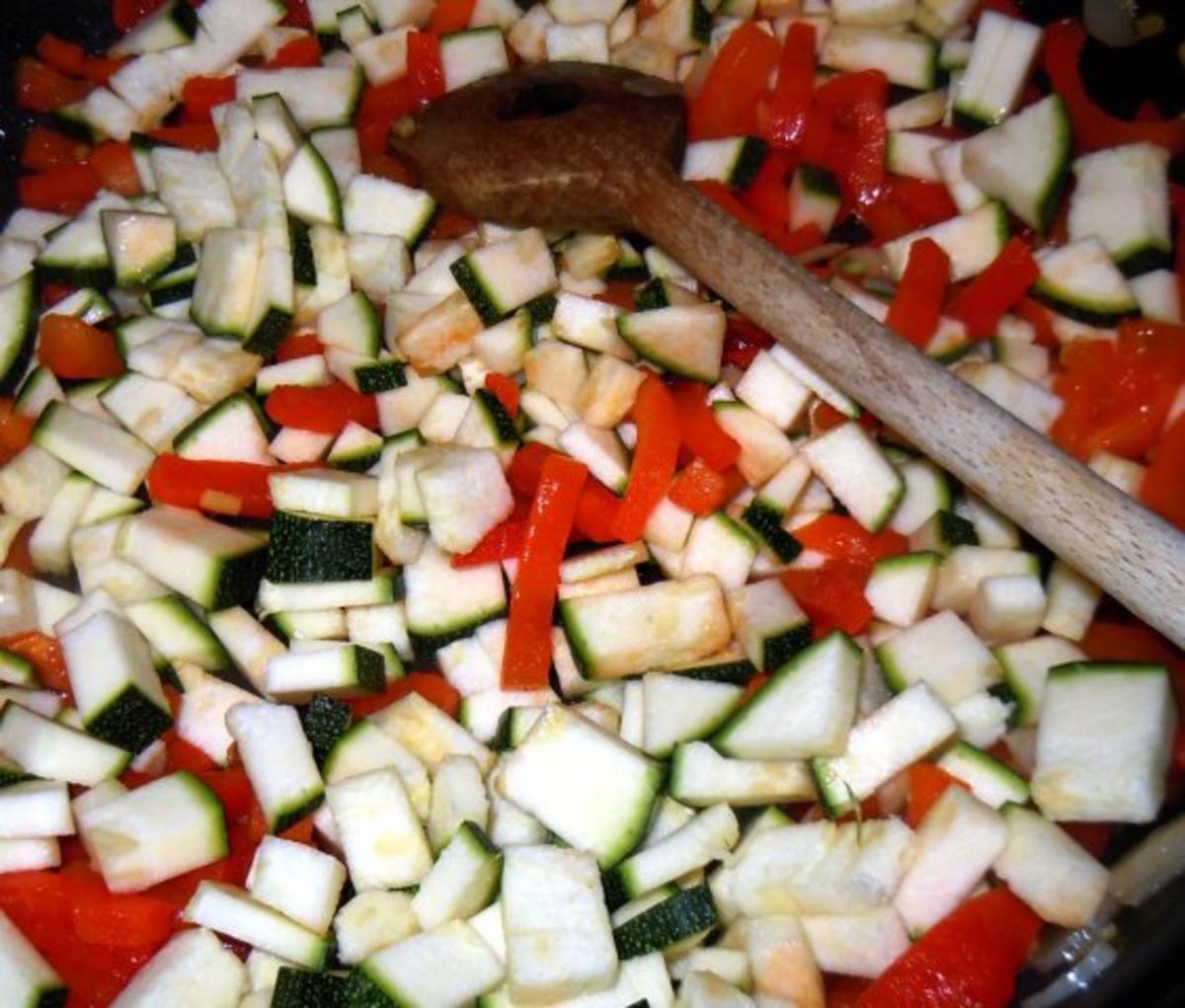 Glasnudel-Gemüse-Pfanne mit scharfen Crevetten - Rezept - Bild Nr. 4