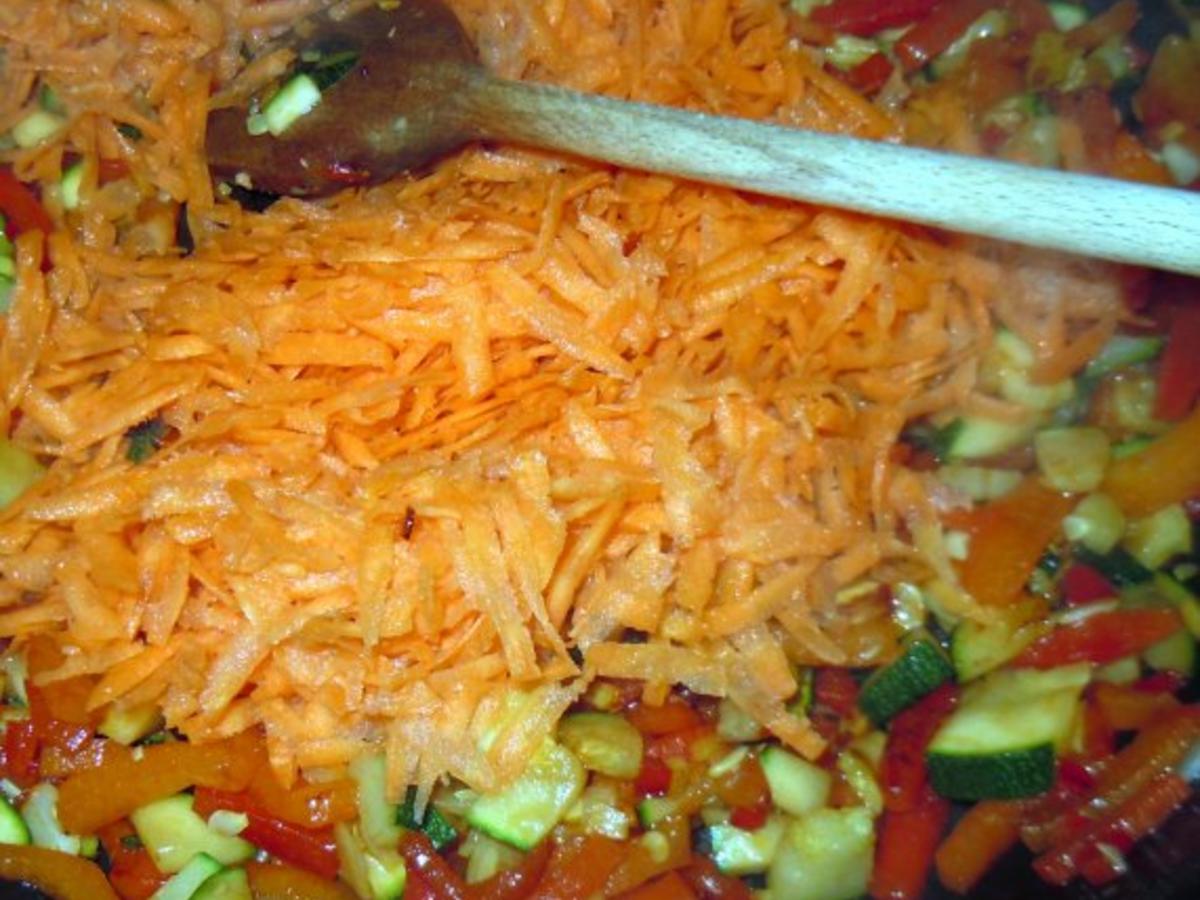 Glasnudel Gemüse Pfanne mit scharfen Crevetten - einfach - 100 kcal/100g