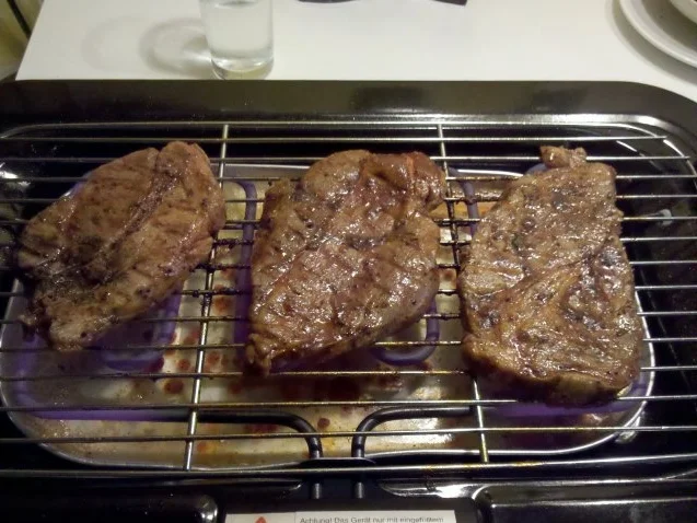 Rezept: Fleisch: Grillen mit der Mitbewohnerin! Bild Nr. 13 Fleisch: Grillen mit der Mitbewohnerin! - Rezept - Bild Nr. 13