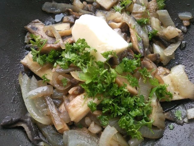 Rezept: Champignons-klassisch Bild Nr. 3 Champignons-klassisch - Rezept - Bild Nr. 3