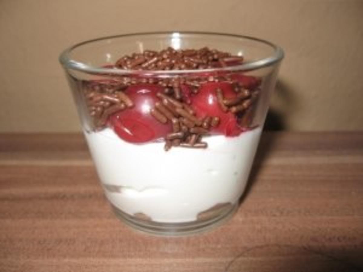 Schwarzwaldbecher - Rezept - Bild Nr. 2