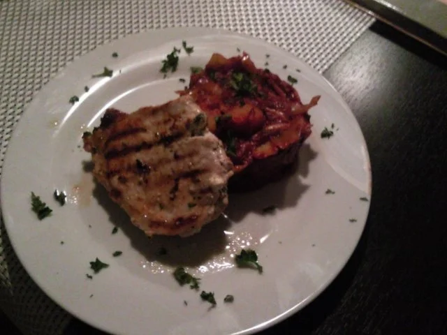 Scharfes Weißkohl-Curry mit gefüllten Schmetterlingsteaks - Rezept